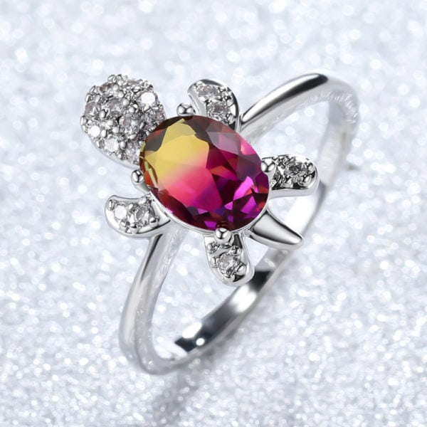 Bague Tortue en or blanc et diamant bleu – Image 2
