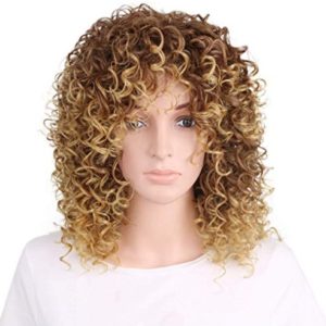 perruque de cheveux courts et bouclés