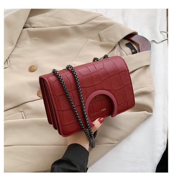 Sac de messager en chaîne texturé et stylisé – Image 6